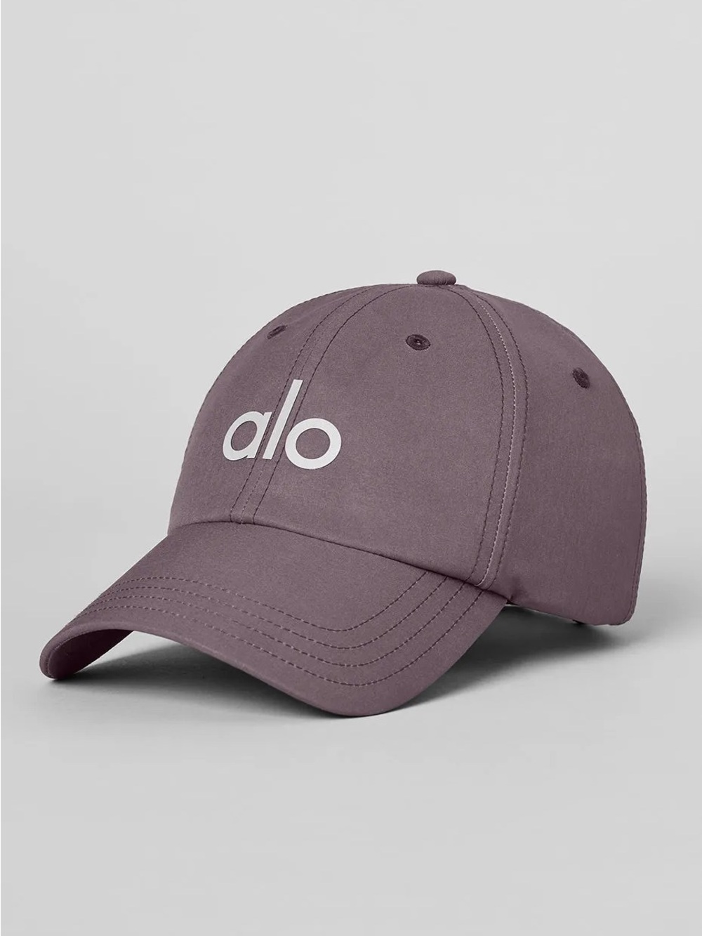 ALO Yoga Rare Authentic Performance Off-Duty Raisinette Cap